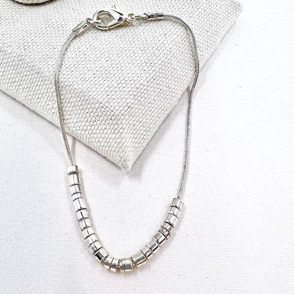 Super Shiny Silver Tone 7” Bracelet with Round Metal Beads